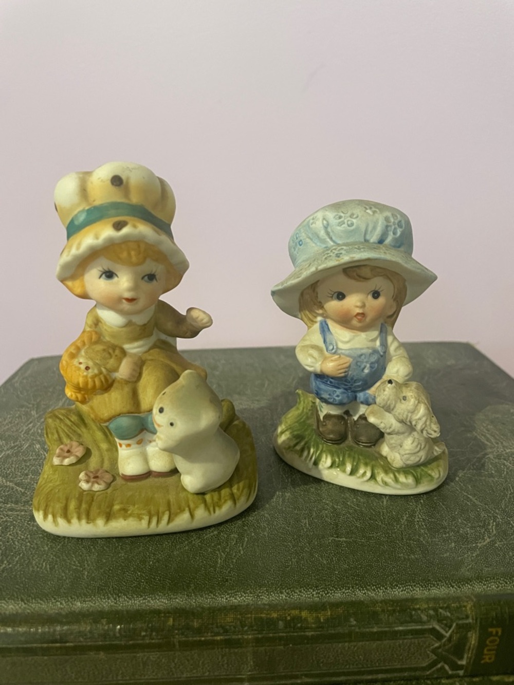 Homco ceramic figurines 80’s little boy and girl
